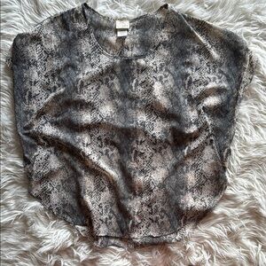 Daytrip Women's Snake Print Top